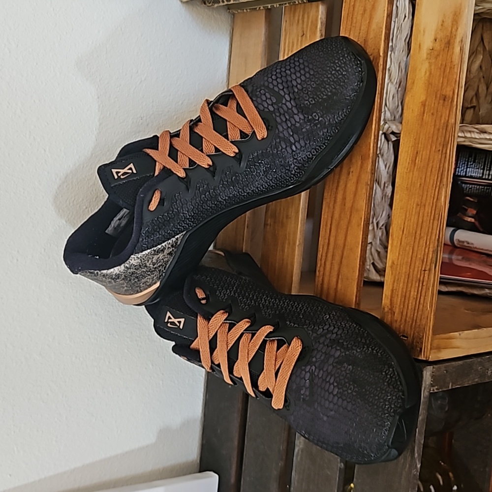 Womens metcon 5 black rose gold women's 9